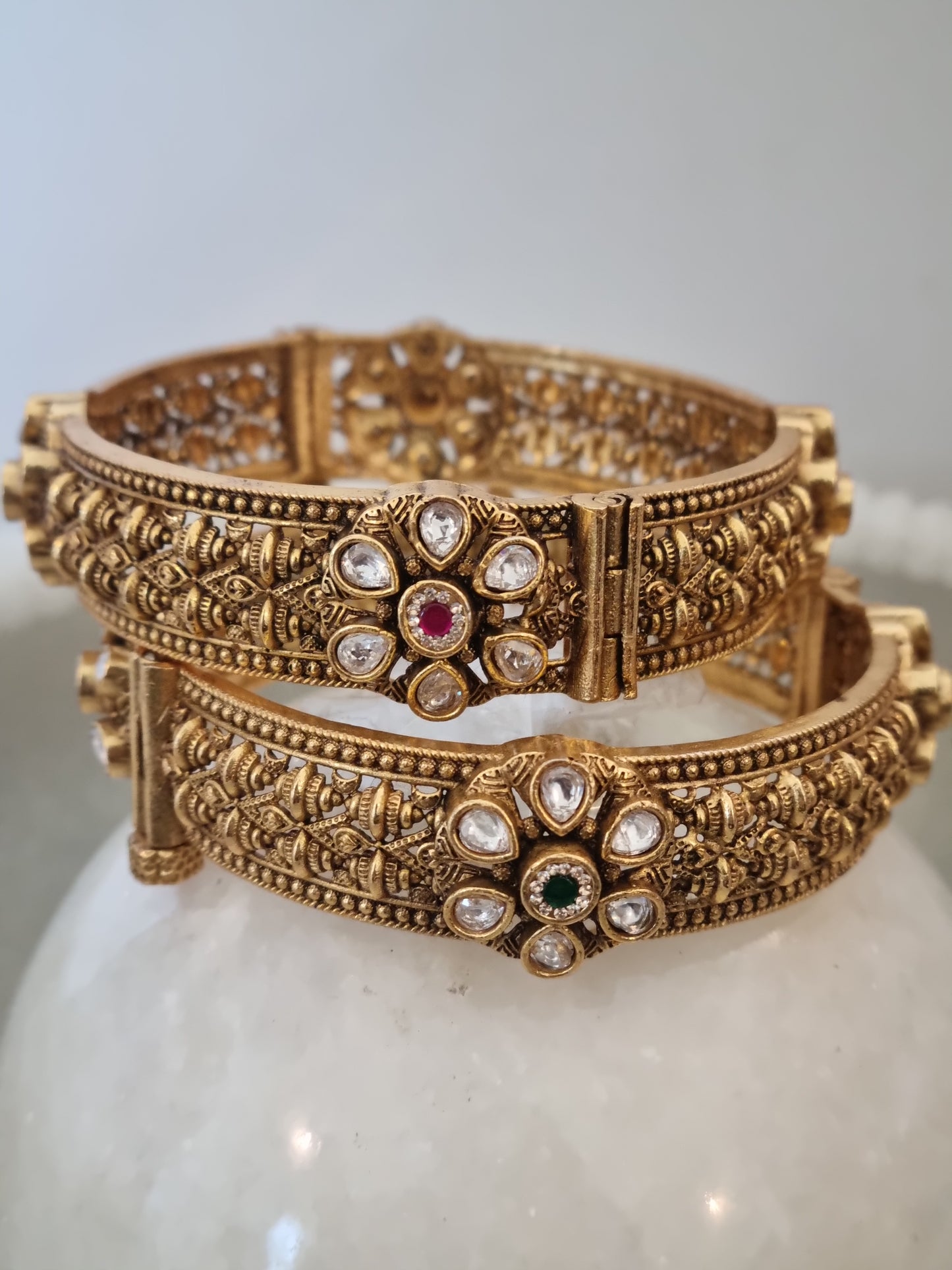 Pair of Kundan Kada Bangles