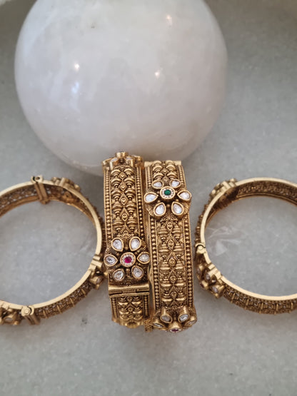 Pair of Kundan Kada Bangles