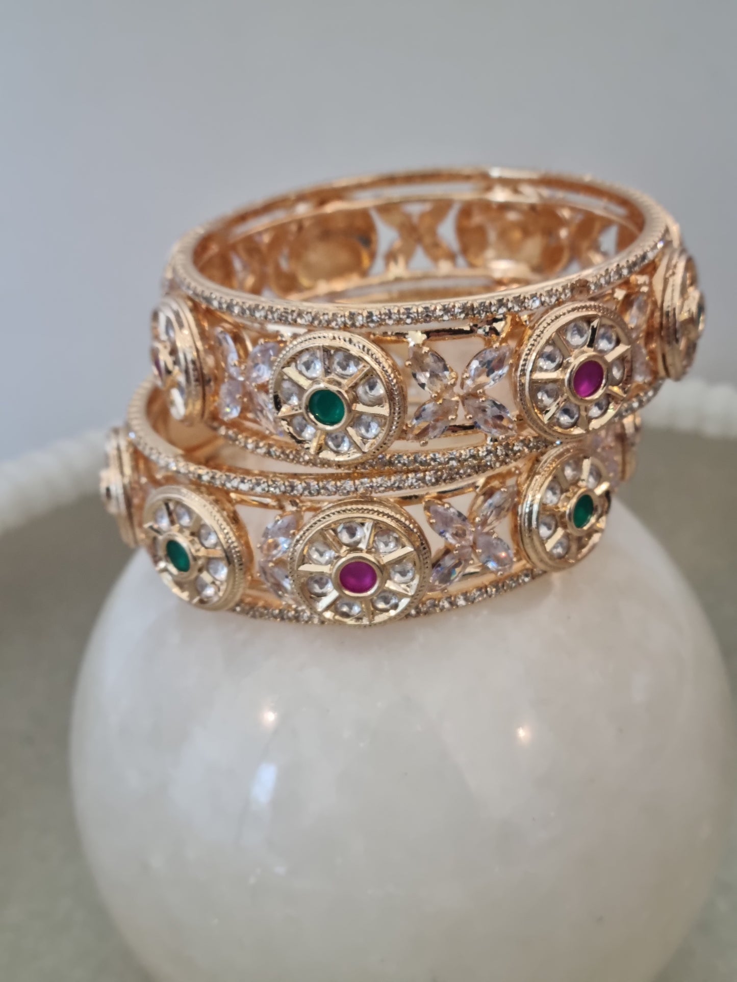 Pair of Kundan Kada Bangles